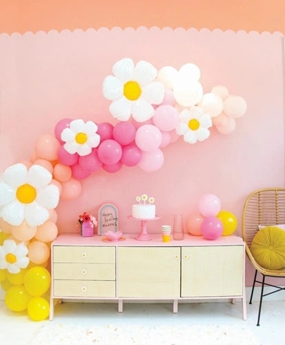 C.R. Gibson - KAILO CHIC DAISY BALLOON GARLAND